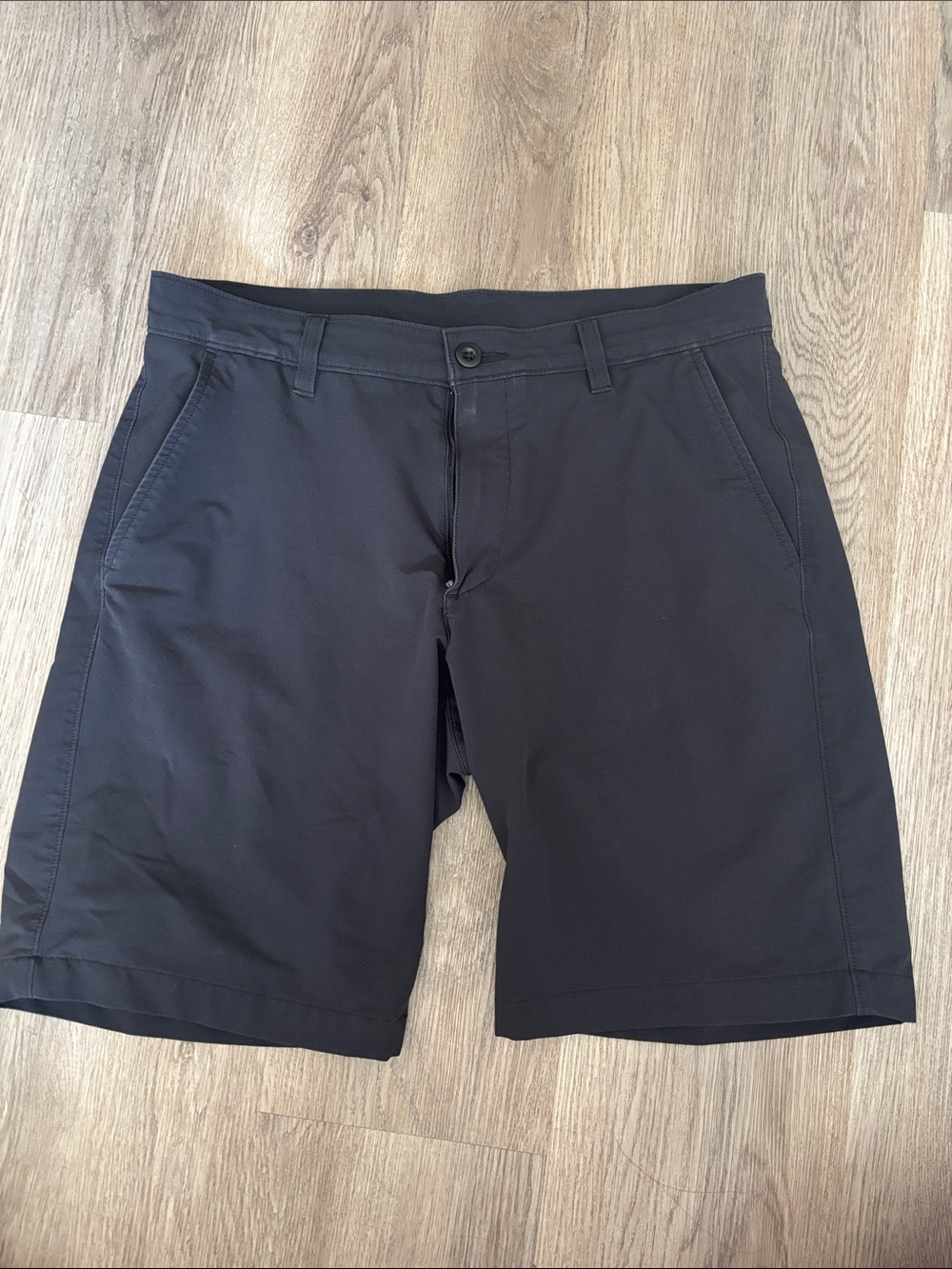 Under Armour Black Flat-Front Men's Shorts